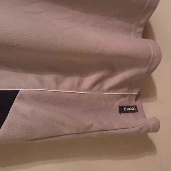 And1 Sleeveless Lightweight Performance Shooter Tee - Picture 5 of 7